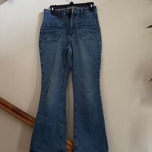 Universal Thread Flare Jeans in Denim Blue